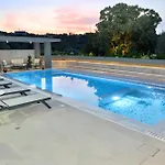 Villa With Private Pool Zambakas Kalithies