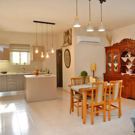 Villa With Private Pool Zambakas Kalithies