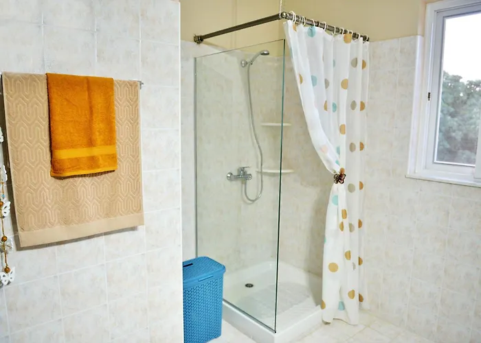 With Private Pool Zambakas Καλυθιές