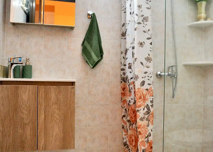 With Private Pool Zambakas Βίλα Καλυθιές