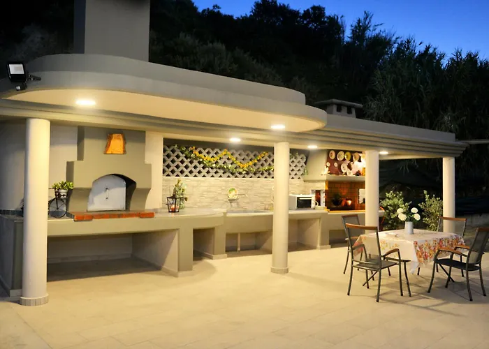 With Private Pool Zambakas 빌라 *